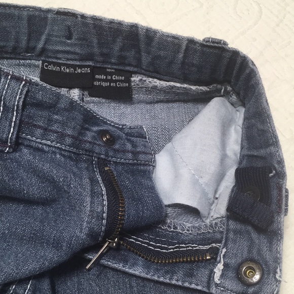 18m ((5/$20) Calvin Klein Straight Leg Stretch Jeans - Picture 8 of 16